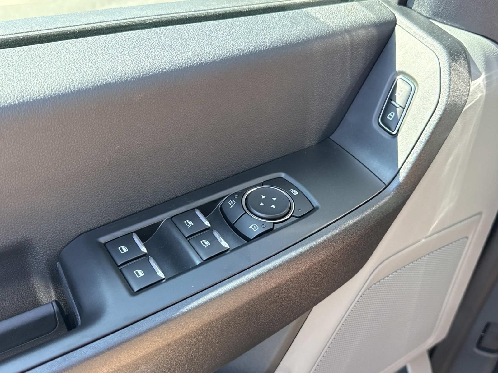 New 2026 Ford F550 4x4 SuperCab Super Duty image 19