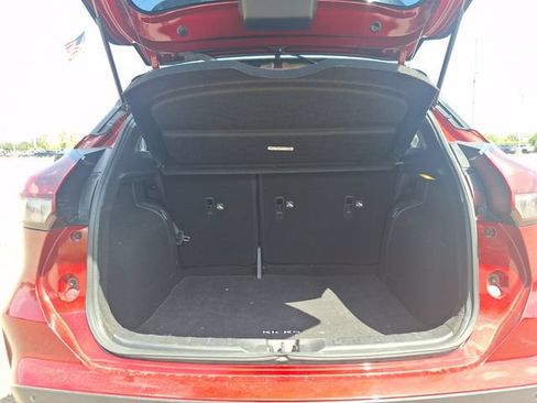 Certified 2022 Nissan Kicks SR w/ Premium Package FWD image 10