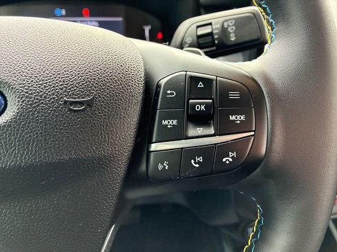 Used 2025 Ford Maverick Lobo AWD/4WD image 22