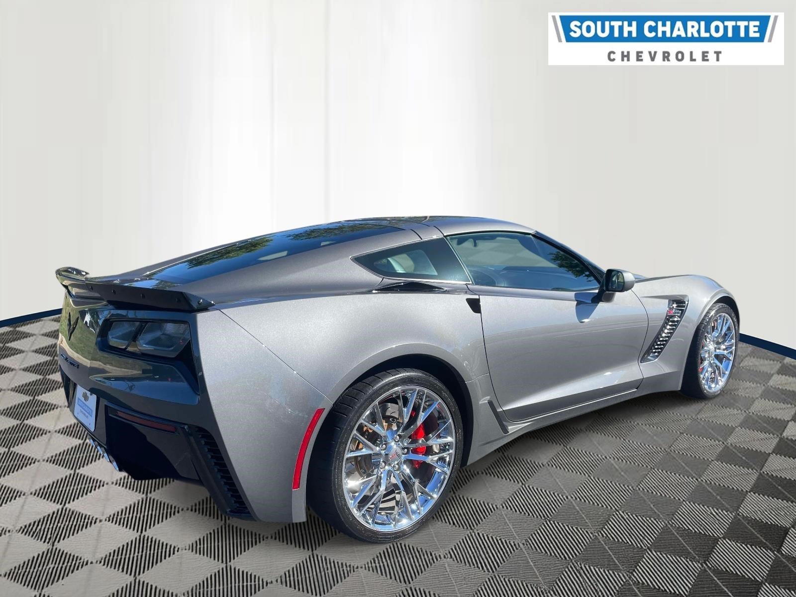 Used 2016 Chevrolet Corvette Z06 w/ 2LZ Preferred Equipment Group RWD image 4