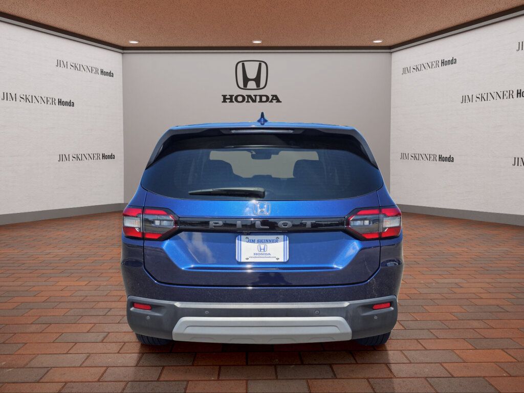 Certified 2024 Honda Pilot EX-L image 10