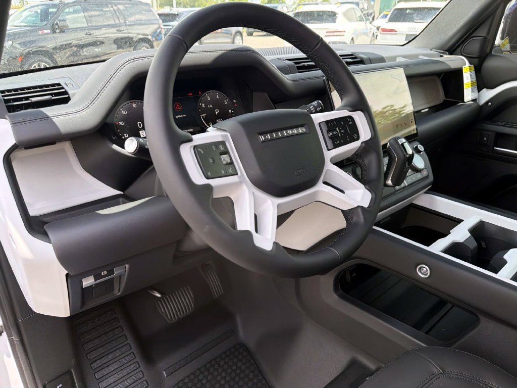 New 2026 Land Rover Defender 110 X-Dynamic SE AWD/4WD image 20