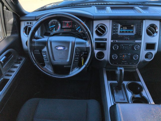 Used 2017 Ford Expedition EL XLT RWD image 16