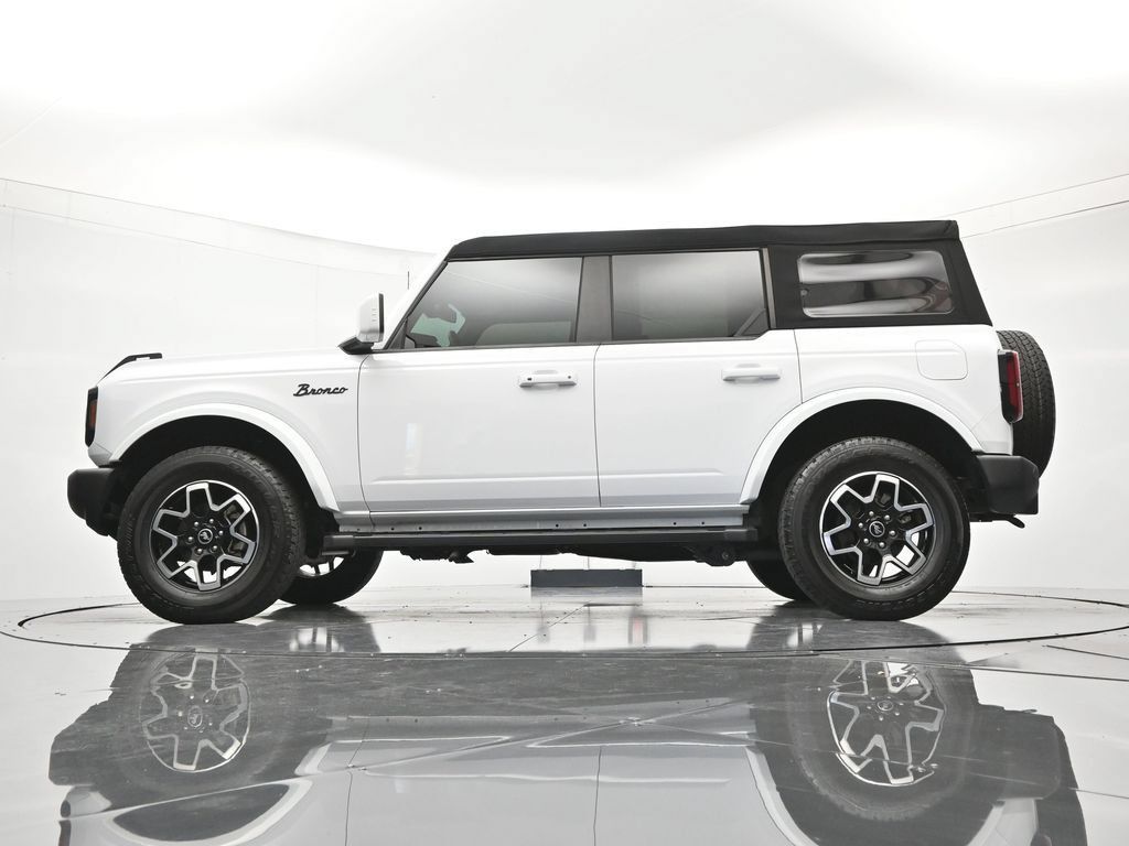 Certified 2024 Ford Bronco Outer Banks AWD/4WD image 44