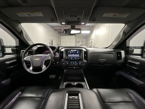 Used 2017 Chevrolet Silverado 2500 LTZ w/ Duramax Plus Package image 19