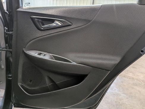 Used 2021 Chevrolet Malibu LT FWD image 29