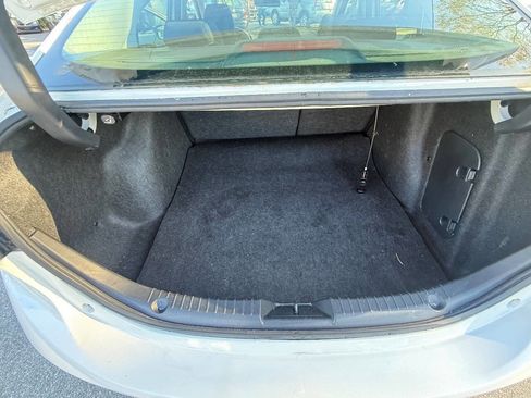 Used 2018 MAZDA MAZDA3 Sport image 19