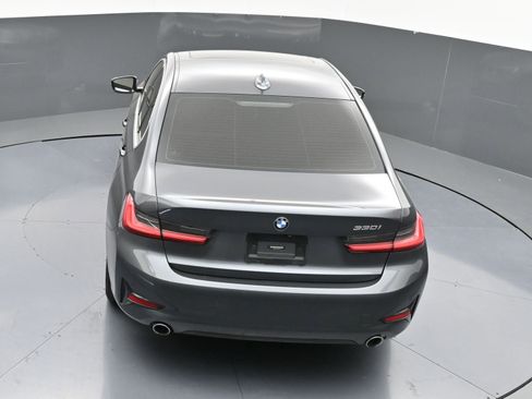 Used 2020 BMW 330i Sedan w/ Convenience Package image 38