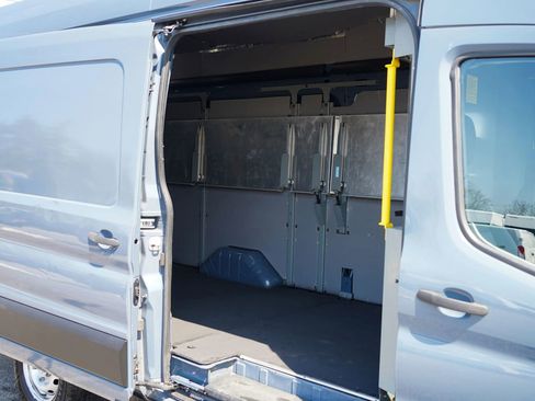 Used 2020 Ford Transit 250 148 High Roof Extended RWD image 19