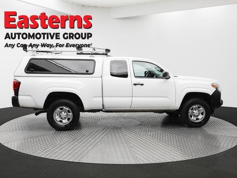 Used 2020 Toyota Tacoma SR RWD image 4