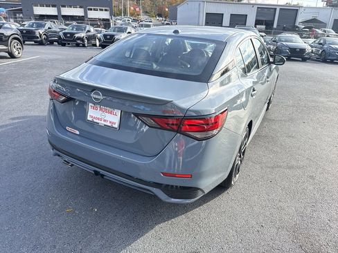 New 2025 Nissan Sentra SR w/ SR Premium Package FWD image 2