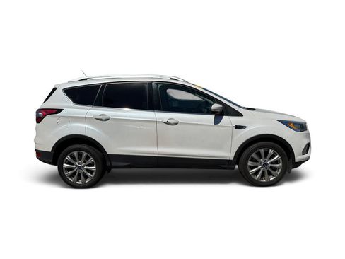 Used 2018 Ford Escape Titanium FWD image 4