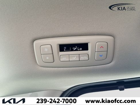 New 2026 Kia Carnival EX image 19