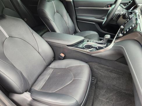 Used 2020 Toyota Camry XSE w/ Driver Assist Package FWD image 6