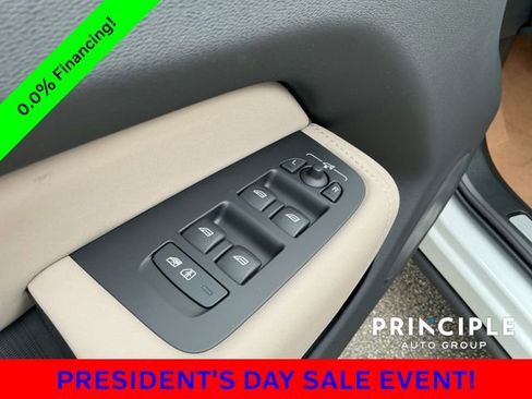 New 2026 Volvo XC60 B5 Plus w/ Protection Package Premier image 26