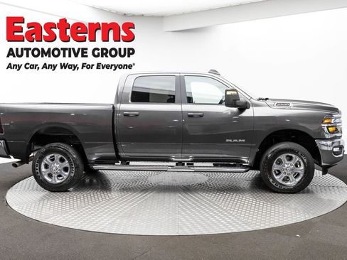 Used 2026 RAM 2500 Big Horn AWD/4WD image 4