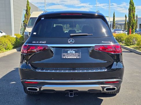 Used 2026 Mercedes-Benz GLS 450 4MATIC image 5