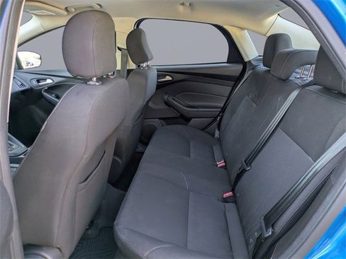 Used 2016 Ford Focus SE w/ Reverse Sensing Package image 14