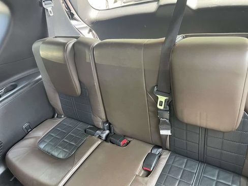 Used 2019 Nissan Armada Platinum w/ Captain's Chairs Package AWD/4WD image 13
