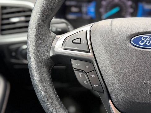 Used 2024 Ford Edge Titanium AWD/4WD image 8
