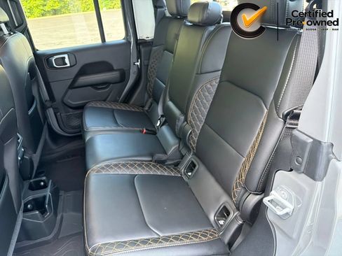 Used 2022 Jeep Gladiator Overland AWD/4WD image 41