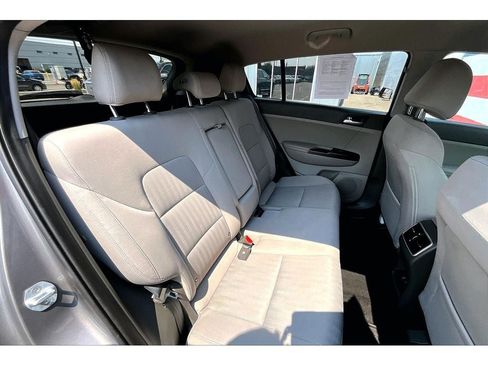 Used 2017 Kia Sportage LX AWD/4WD image 29