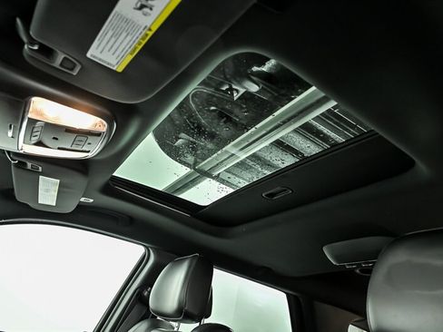 Used 2019 Dodge Durango R/T AWD/4WD image 18