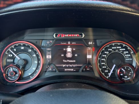 Used 2021 RAM 1500 Rebel w/ Rebel Level 2 Equipment Group AWD/4WD image 39