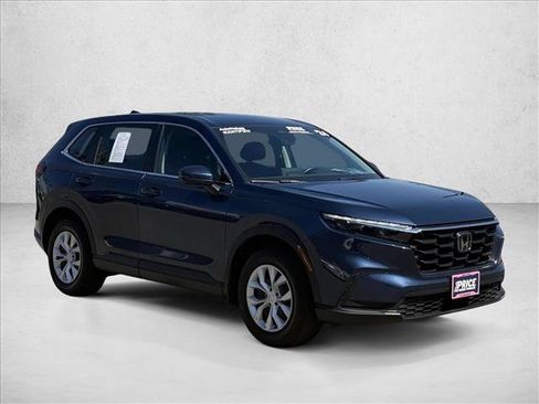 Used 2024 Honda CR-V LX image 3