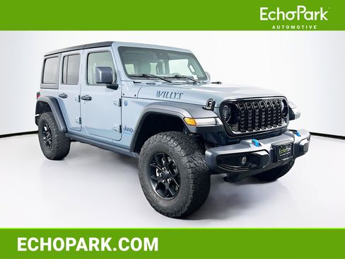 Used 2024 Jeep Wrangler Unlimited AWD/4WD image 1