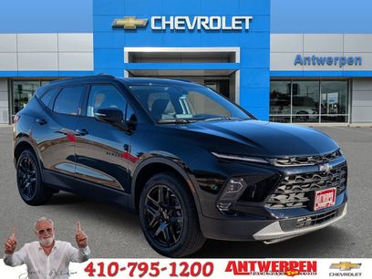 New 2025 Chevrolet Blazer LT w/ LPO, Black Grille Bar Package