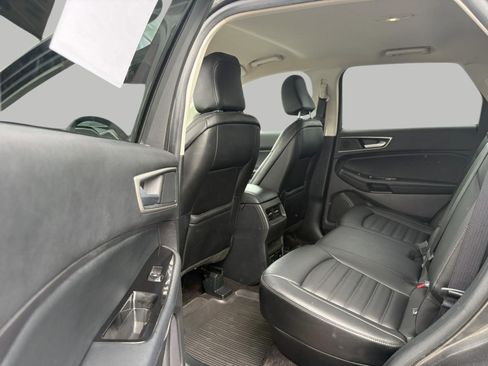 Used 2020 Ford Edge SEL w/ Convenience Package AWD/4WD image 10
