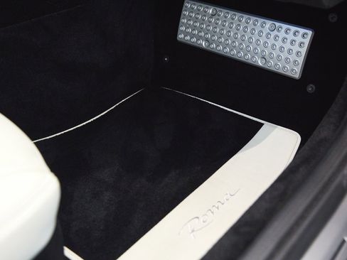 Used 2023 Ferrari Roma image 43