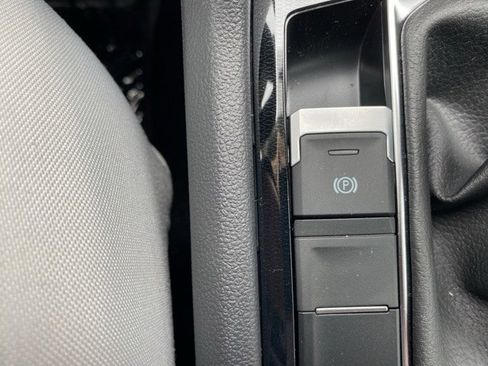 New 2025 Volkswagen Taos S image 43