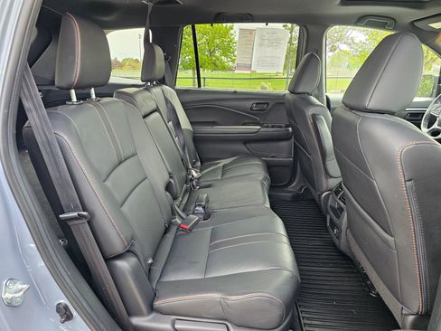 Used 2022 Honda Passport TrailSport image 12