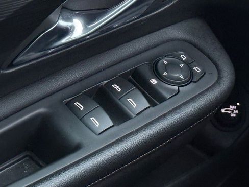 Certified 2023 GMC Terrain SLE w/ Driver Convenience Package image 29