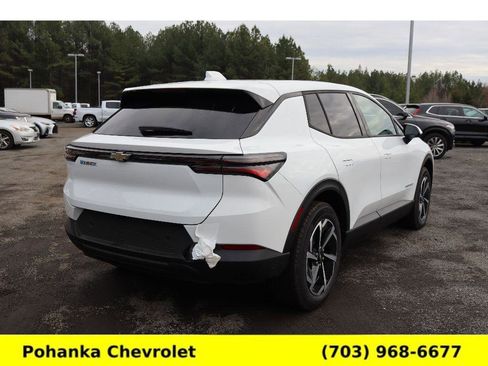 New 2026 Chevrolet Equinox EV LT image 7