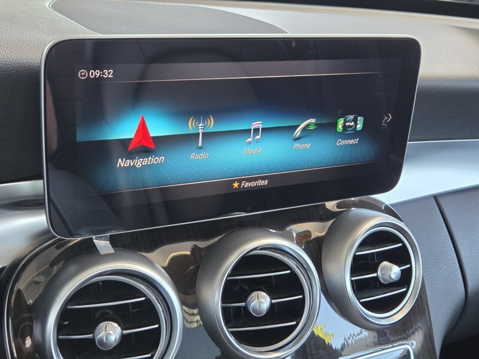 Certified 2020 Mercedes-Benz C 300 Sedan image 28