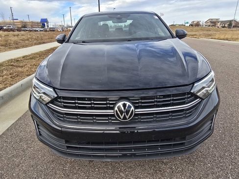 Used 2023 Volkswagen Jetta Sport image 8