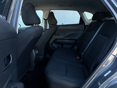 Used 2025 Hyundai Kona SEL image 12