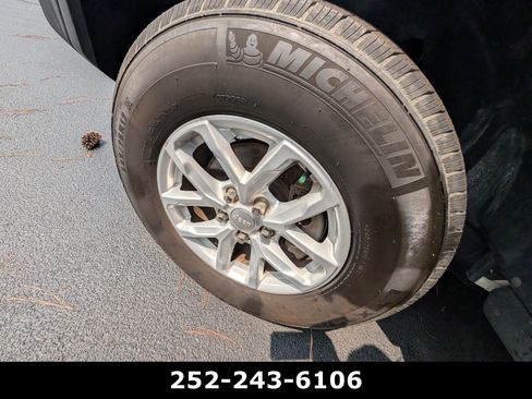 Used 2023 Jeep Wrangler Unlimited Sport AWD/4WD image 9