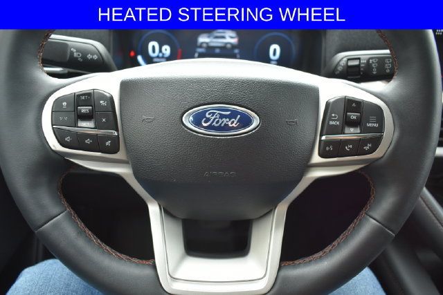 Used 2026 Ford Explorer Active w/ Active Comfort Package AWD/4WD image 5