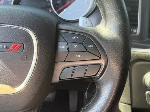 Used 2019 Dodge Charger R/T image 18