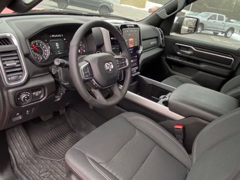 Used 2025 RAM 1500 Big Horn AWD/4WD image 13