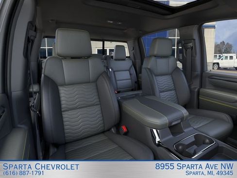 New 2026 Chevrolet Silverado 2500 ZR2 AWD/4WD image 16