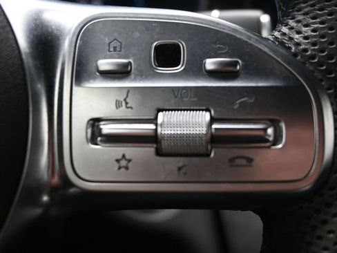 Used 2022 Mercedes-Benz GLC 300 4MATIC image 28