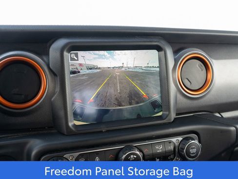 Used 2022 Jeep Gladiator Mojave w/ LED Lighting Group image 30