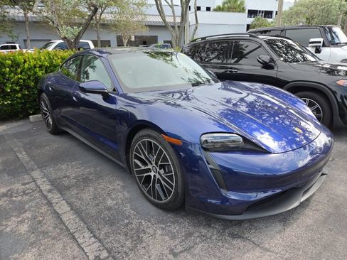 Used 2023 Porsche Taycan w/ Premium Package RWD image 2
