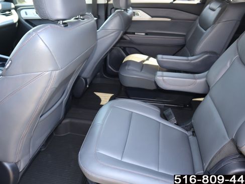 Used 2026 Ford Explorer Active w/ Active Comfort Package AWD/4WD image 17