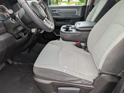 Used 2022 RAM 1500 Classic SLT RWD image 13